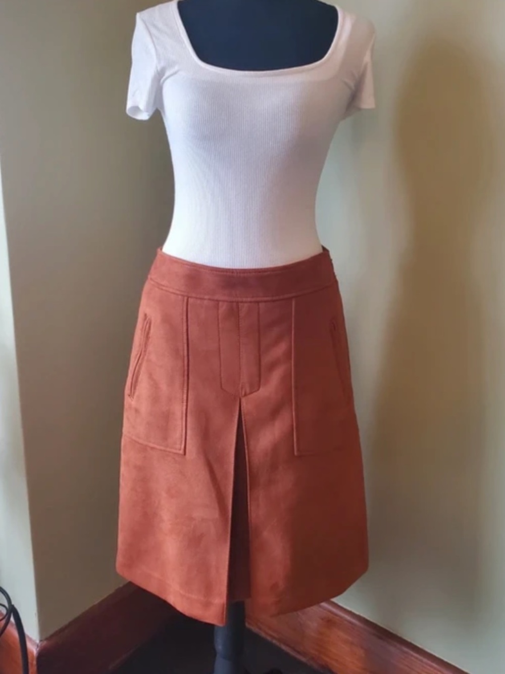 LOFT fall suede skirt - knee length